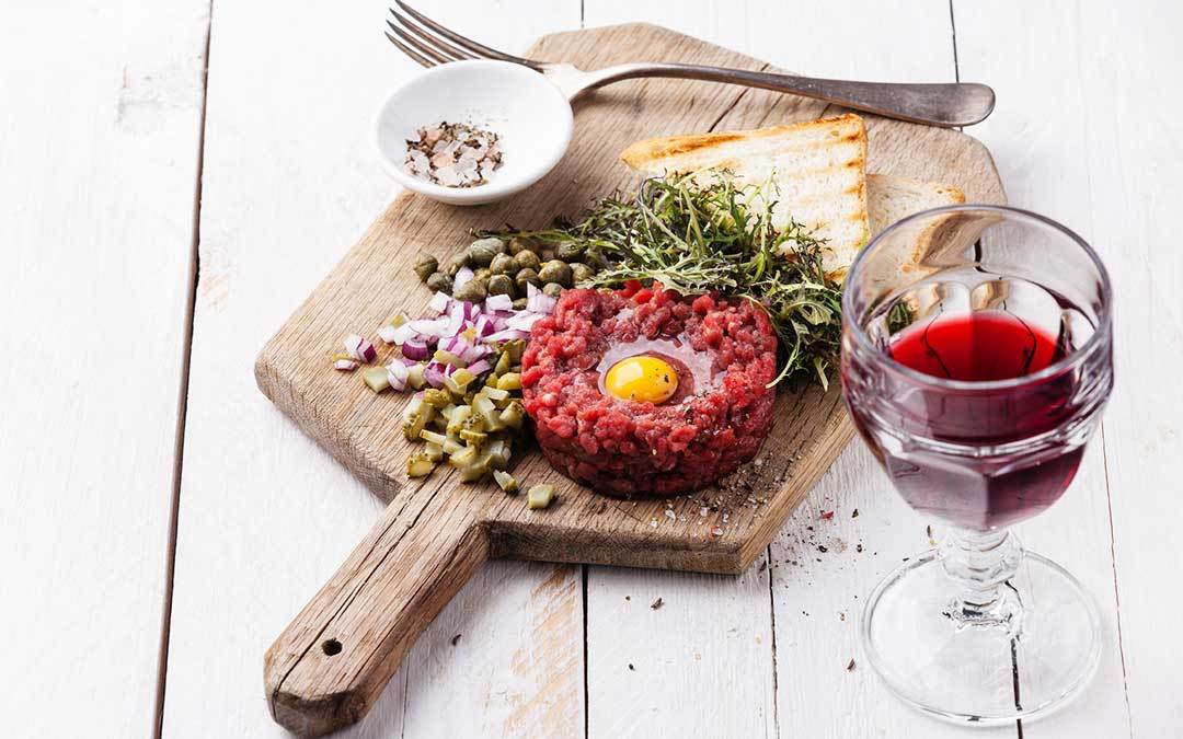 Quale-vino-abbinare-con-la-tartare-di-manzo