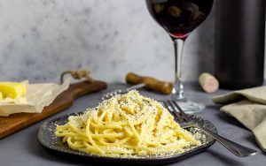 Quale vino abbinare alla cacio e pepe