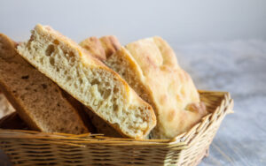 ricetta focaccia al vino bianco