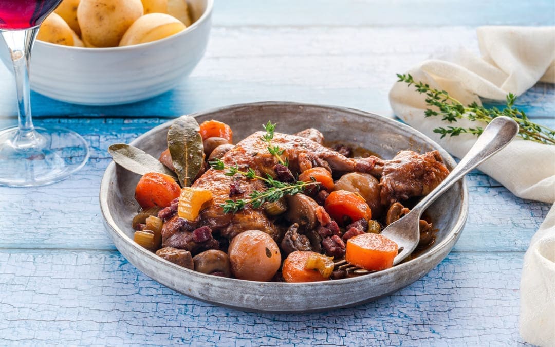 coq au vin, ricetta del pollo al vino