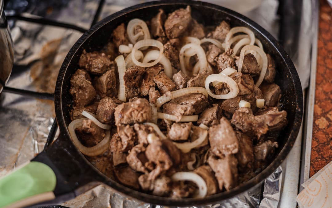 Fegato in padella con vino bianco