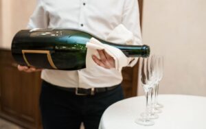 Qual è la bottiglia più grande del mondo, record enologici