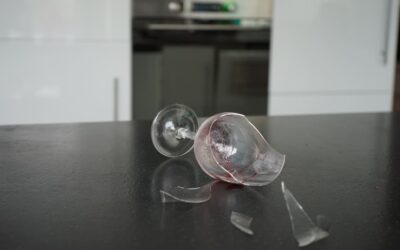 Dove buttare bicchieri di vetro e i calici rotti?