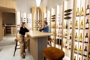 Come arredare un wine bar?