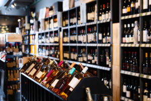 Come arredare un'enoteca?